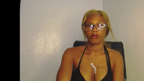 Darkskinned Rae online show from March 1, 2026, 12:23 am