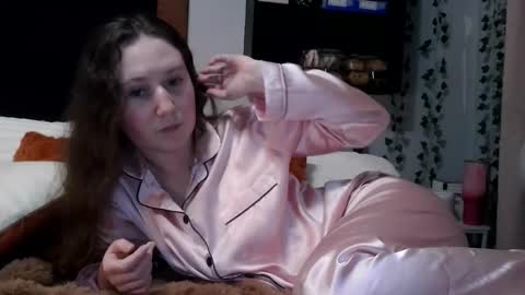 sexystephanie04 online show from September 28, 2025, 3:45 am