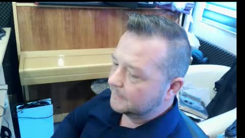 sexysteve80 online show from October 7, 2025, 10:12 am