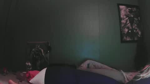 Snapshot of sexystripper69 chatting on February 18, 2025, 4:15 am sexystripper69 online show from February 18, 2025, 4:15 am