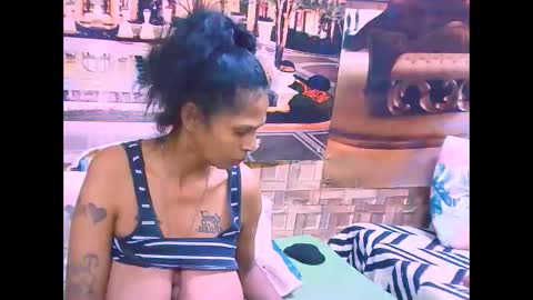 sexyva4u2luv online show from September 13, 2025, 9:09 am