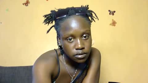 Sexyverah444 online show from January 12, 2026, 1:16 pm