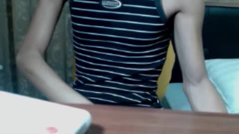 Victoria online show from November 2, 2025, 1:08 am