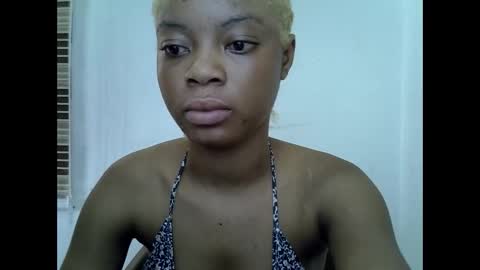 sexyxpeach online show from January 12, 2026, 10:31 am