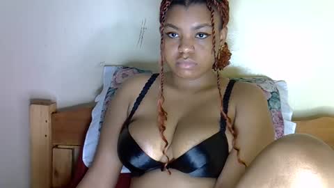 Snapshot of sexyyred_ chatting on December 23, 2025, 10:57 am sexyyred_ online show from December 23, 2025, 10:57 am