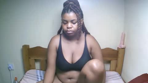 sexyyred_ online show from April 3, 2026, 8:56 am