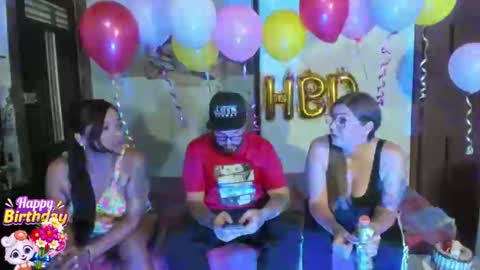 Snapshot of sgmr chatting on May 29, 2026, 8:07 pm MiaSergio online show from May 29, 2026, 8:07 pm