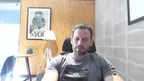 shad0w_hunter online show from January 14, 2025, 7:32 pm