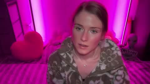 shadebabe online show from May 16, 2026, 8:44 am