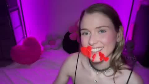 Snapshot of shadebabe chatting on July 9, 2026, 5:33 am shadebabe online show from July 9, 2026, 5:33 am