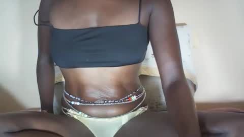 shadow_luxe online show from April 9, 2026, 7:58 am