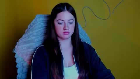 Kate online show from November 11, 2025, 6:57 am