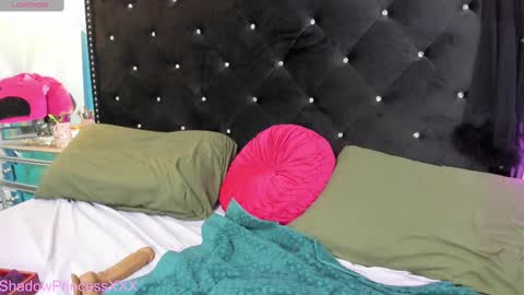 shadowprincessxxx online show from March 1, 2025, 9:51 am