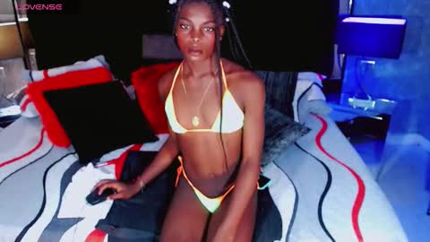 Snapshot of shaira_dollsexy chatting on February 28, 2026, 10:11 pm shaira_dollsexy online show from February 28, 2026, 10:11 pm