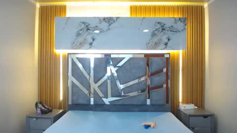 shakirajackson202cl online show from November 20, 2025, 11:32 am