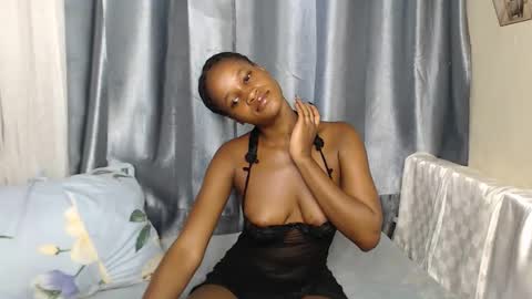 Shaky online show from October 17, 2025, 12:52 pm