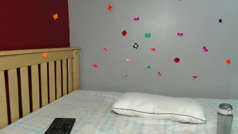 shaky xxx online show from December 13, 2024, 9:24 am