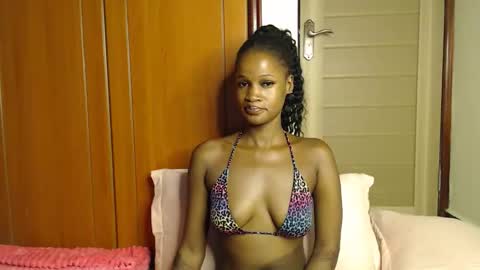 shaky xxx online show from December 16, 2025, 12:54 pm