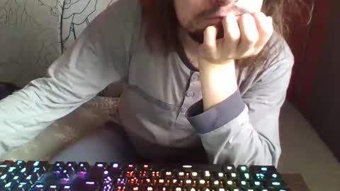 Snapshot of shalalatralala chatting on December 7, 2024, 8:00 am Shalalatralala SF online show from December 7, 2024, 8:00 am