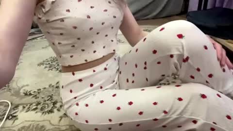 Emily online show from April 23, 2026, 1:35 pm