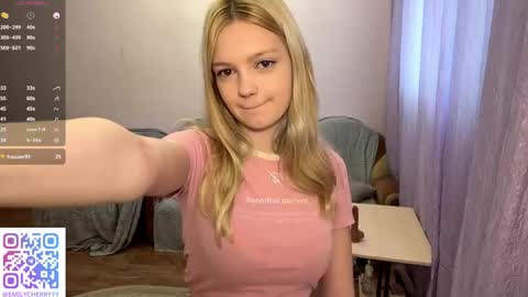 Snapshot of shalaschrantz chatting on June 5, 2026, 1:28 pm Emily online show from June 5, 2026, 1:28 pm