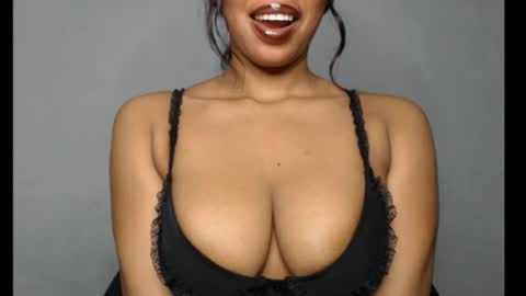 ESTHER online show from July 12, 2026, 3:03 pm