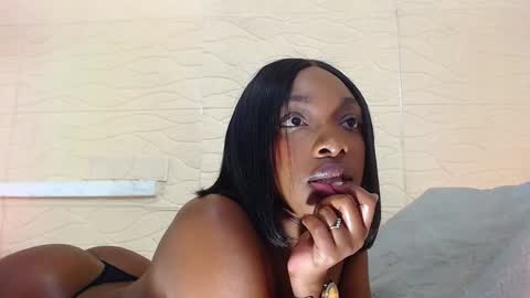 Snapshot of shamira_moore chatting on December 13, 2024, 9:30 pm Catalina online show from December 13, 2024, 9:30 pm