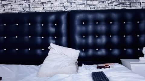 Snapshot of shamira_moore chatting on January 19, 2025, 4:46 pm Catalina online show from January 19, 2025, 4:46 pm