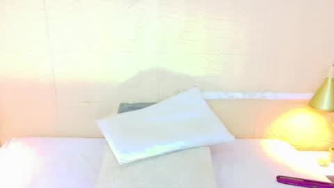 Snapshot of shamira_moore chatting on January 14, 2026, 8:25 pm Catalina online show from January 14, 2026, 8:25 pm