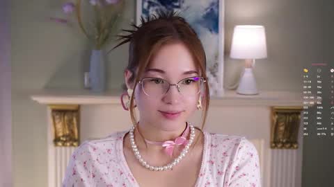 Snapshot of shandrahoner chatting on April 11, 2026, 11:47 am Liza online show from April 11, 2026, 11:47 am