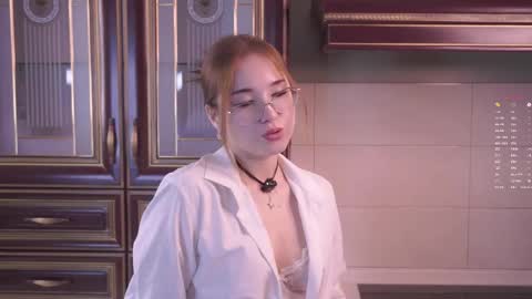 Snapshot of shandrahoner chatting on April 15, 2026, 12:01 pm Liza online show from April 15, 2026, 12:01 pm