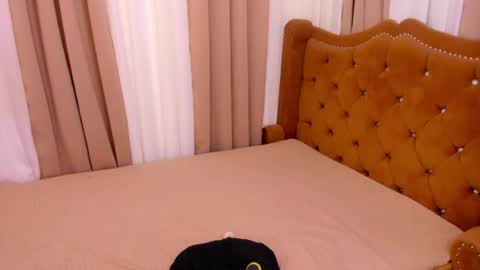 Snapshot of shane_018 chatting on July 28, 2026, 12:48 pm shane_018 online show from July 28, 2026, 12:48 pm