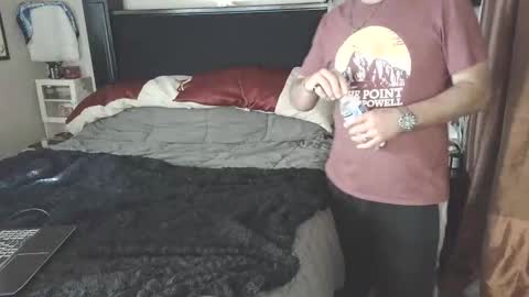 Shane  Shiloh online show from October 19, 2025, 7:47 pm