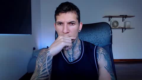 Snapshot of shane_clay chatting on January 15, 2025, 9:51 pm Shane online show from January 15, 2025, 9:51 pm