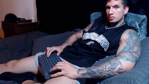 Snapshot of shane_clay chatting on January 22, 2025, 9:43 pm Shane online show from January 22, 2025, 9:43 pm