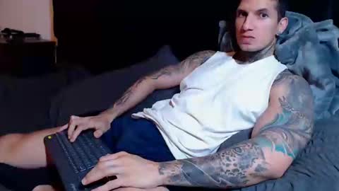 Snapshot of shane_clay chatting on January 28, 2025, 10:23 pm Shane online show from January 28, 2025, 10:23 pm