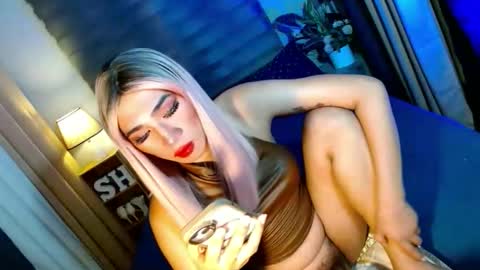 MISS SHANE online show from November 29, 2025, 6:44 pm