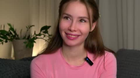 Snapshot of shanelfun chatting on October 16, 2025, 1:06 am Emmy online show from October 16, 2025, 1:06 am