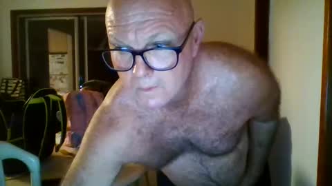 shaneo781570 online show from March 25, 2026, 6:47 pm