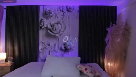 ShaniaDaniels online show from April 8, 2026, 10:43 pm