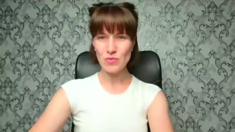 Shannen online show from September 15, 2025, 10:59 am