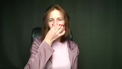 Shannen online show from January 14, 2026, 1:06 pm