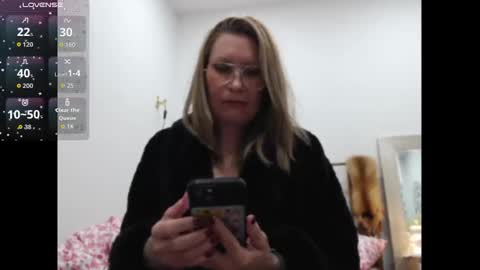 Shannon07 online show from March 19, 2026, 3:10 am