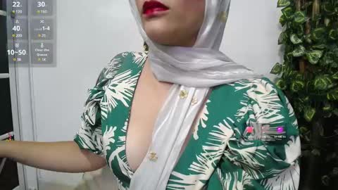 Snapshot of shantalakrisha chatting on February 19, 2025, 11:38 am Shantala online show from February 19, 2025, 11:38 am