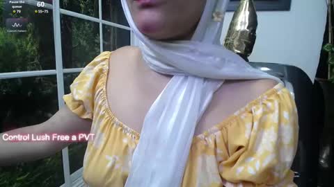Snapshot of shantalakrisha chatting on March 6, 2025, 11:47 am Shantala online show from March 6, 2025, 11:47 am