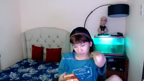 SHANTA FOX  s online show from March 10, 2026, 1:38 pm