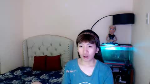 SHANTA FOX  s online show from April 2, 2026, 12:58 pm