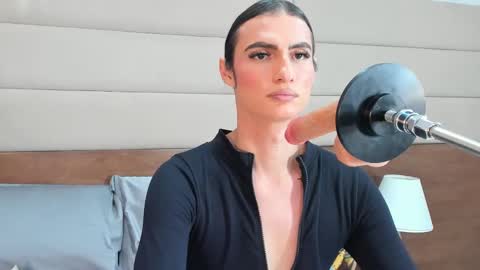  Shantall  online show from September 22, 2025, 2:57 am