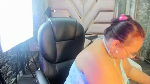 Shara Oz online show from February 8, 2026, 2:59 am