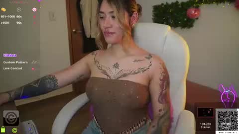 Snapshot of sharai_ chatting on June 10, 2026, 7:02 pm Lau online show from June 10, 2026, 7:02 pm